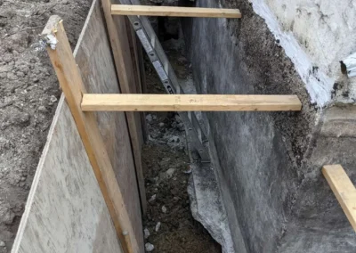 214 Lamont Boulevard, Winnipeg