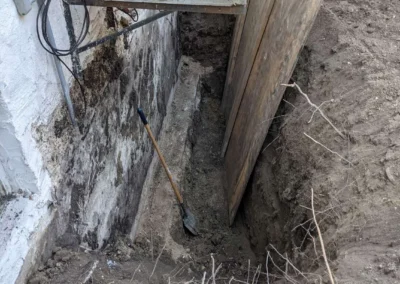 214 Lamont Boulevard, Winnipeg