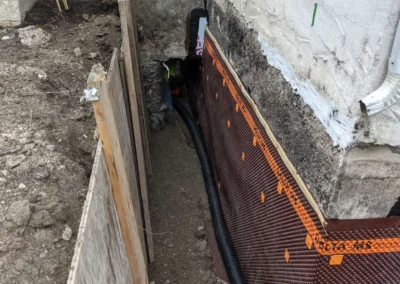 214 Lamont Boulevard, Winnipeg